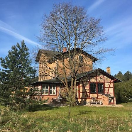 Romantisches Studio Am Waldesrand Mit Gartensauna Schwarz ภายนอก รูปภาพ