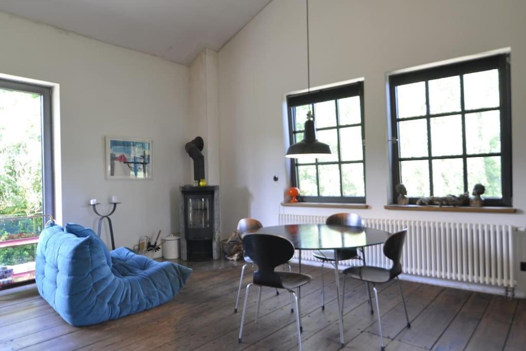 Romantisches Studio Am Waldesrand Mit Gartensauna Schwarz ภายนอก รูปภาพ