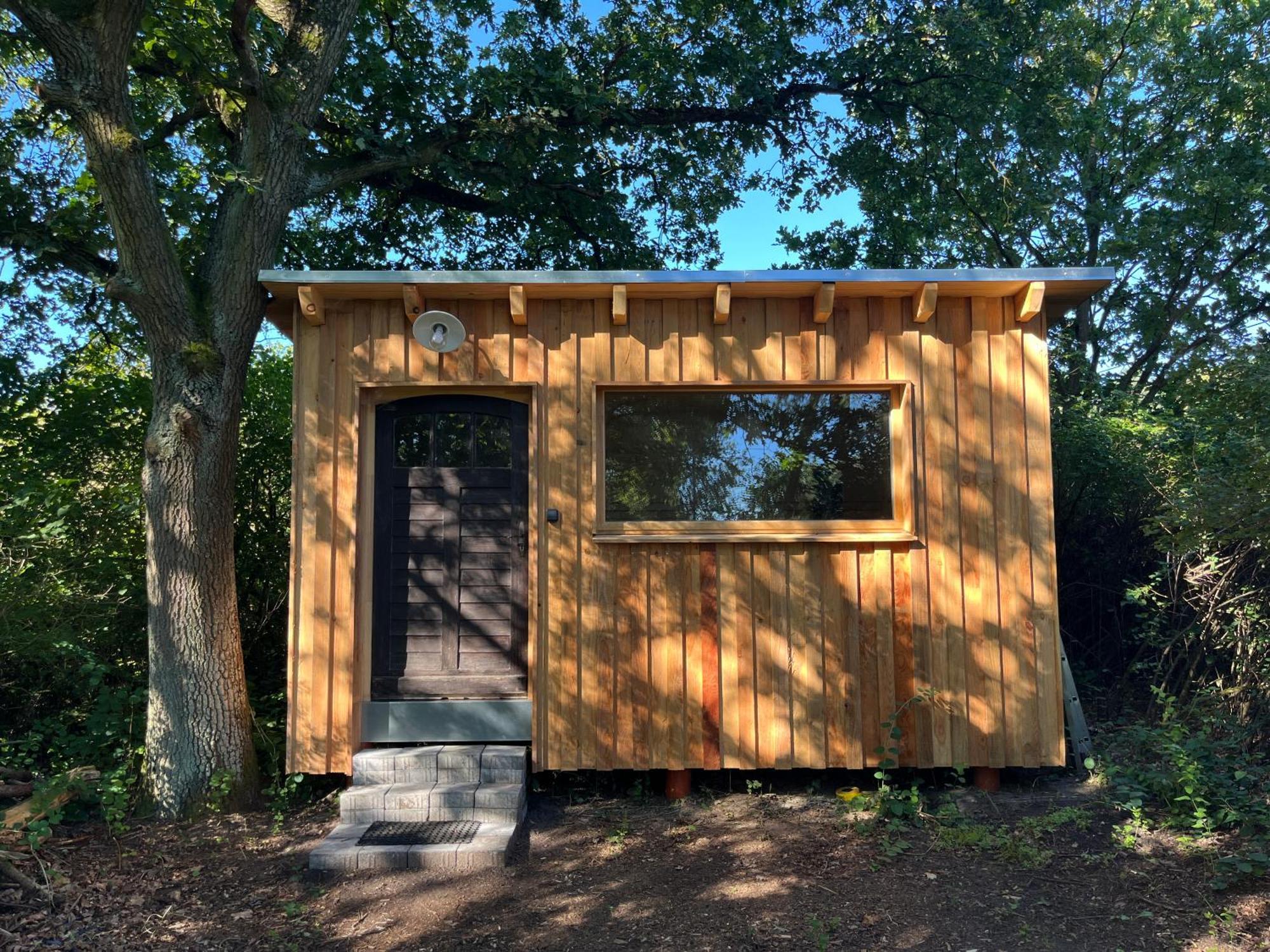 Romantisches Studio Am Waldesrand Mit Gartensauna Schwarz ภายนอก รูปภาพ
